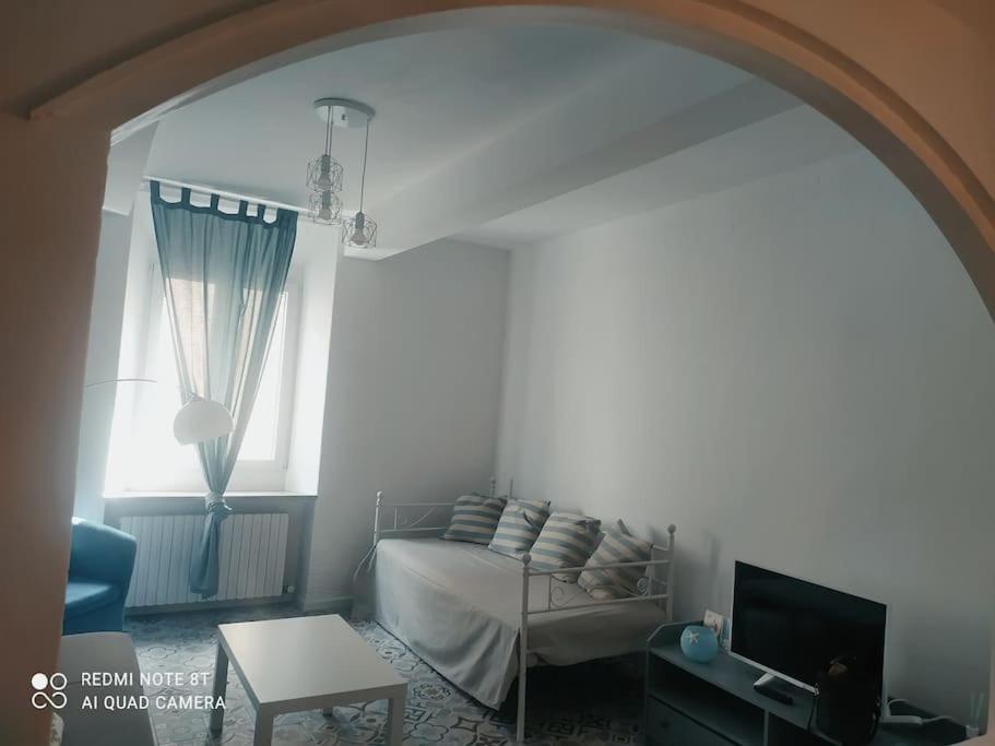 Le Finestre Sul Borgo 1 Apartment Parma Exterior photo